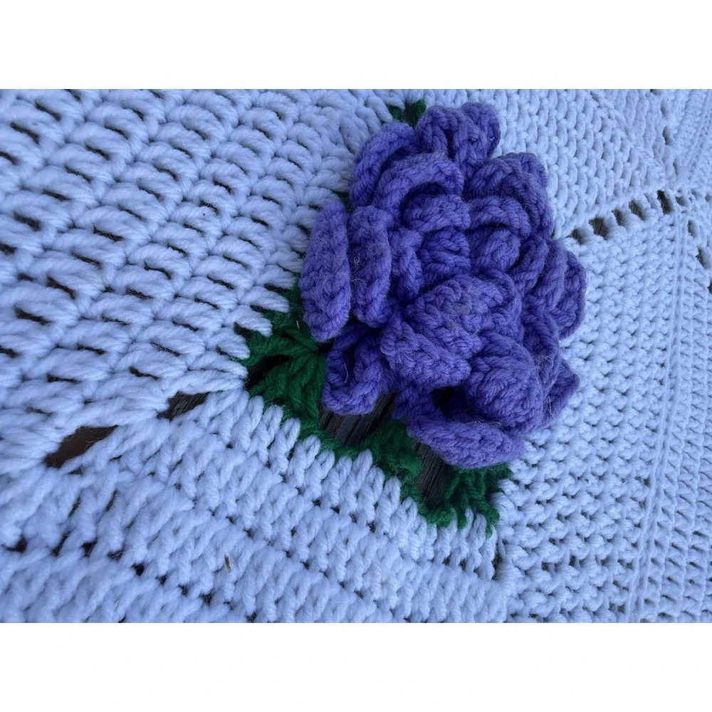 Vtg White Crochet 3D‎ Rose Afghan Blanket Granny Square 100